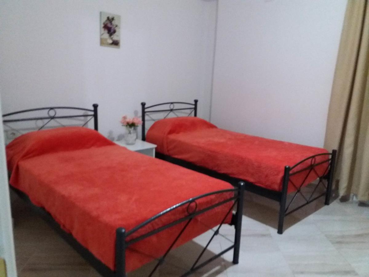 Zeta'S Apartments Sarandë Eksteriør billede