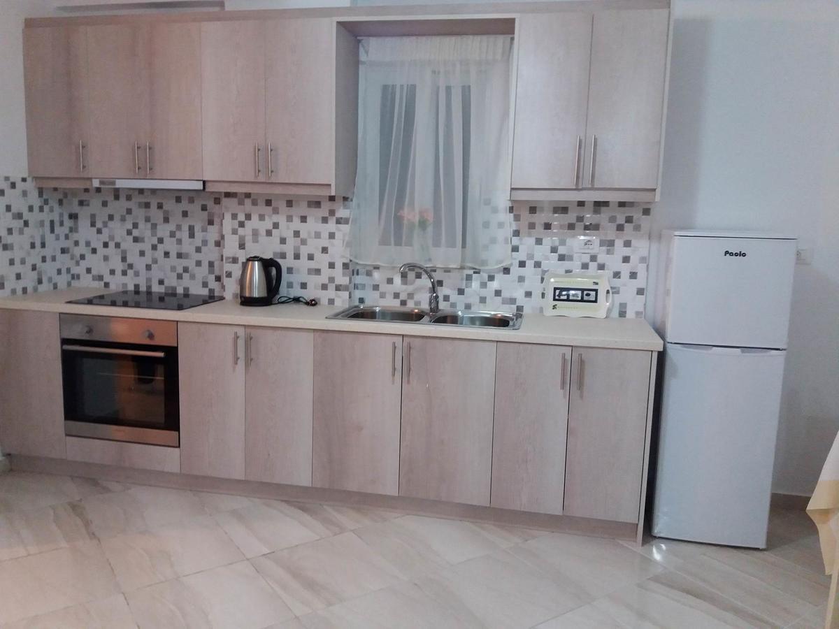 Zeta'S Apartments Sarandë Eksteriør billede