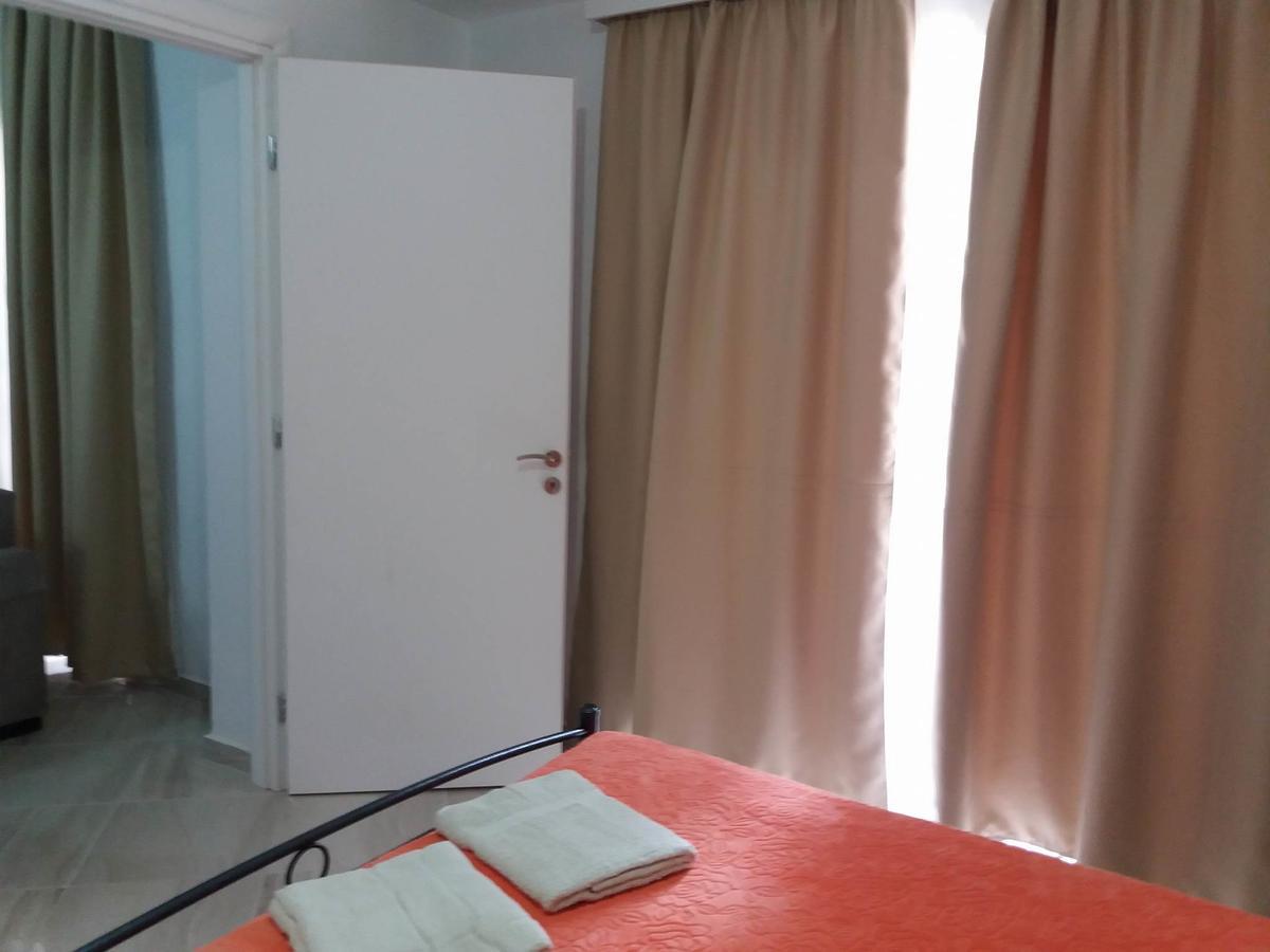 Zeta'S Apartments Sarandë Eksteriør billede