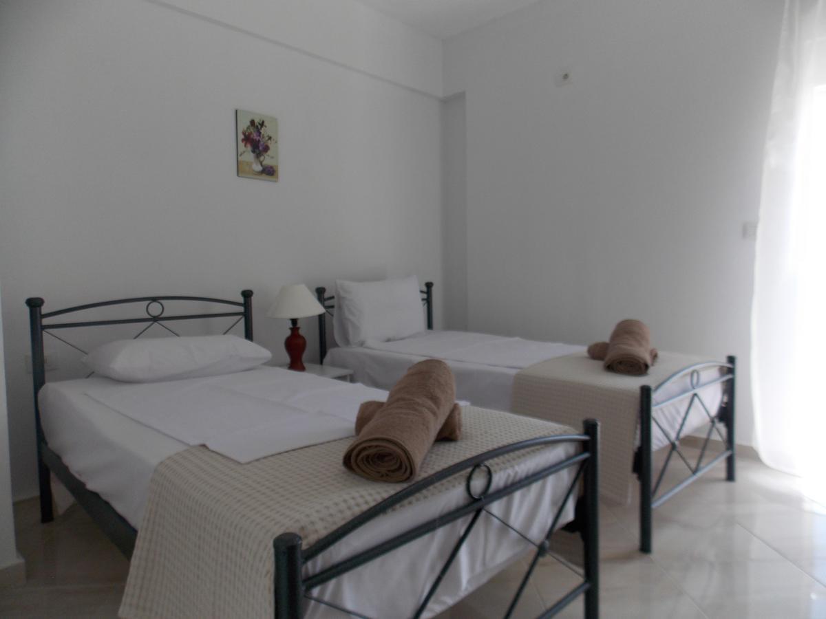 Zeta'S Apartments Sarandë Eksteriør billede