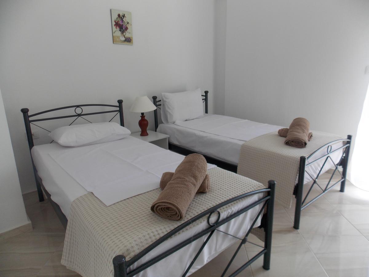 Zeta'S Apartments Sarandë Eksteriør billede