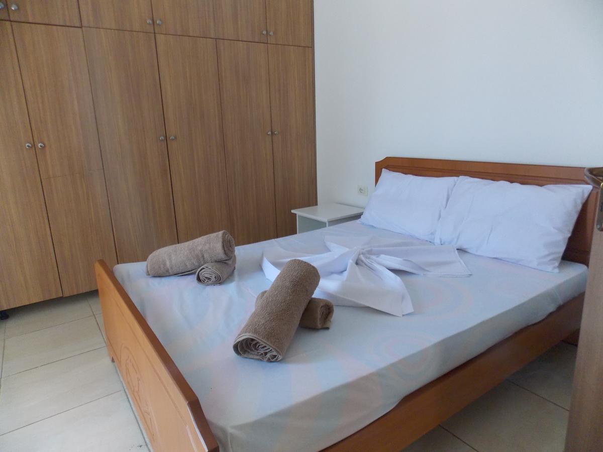 Zeta'S Apartments Sarandë Eksteriør billede