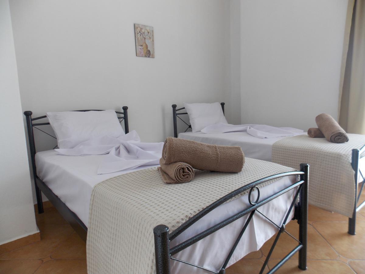 Zeta'S Apartments Sarandë Eksteriør billede