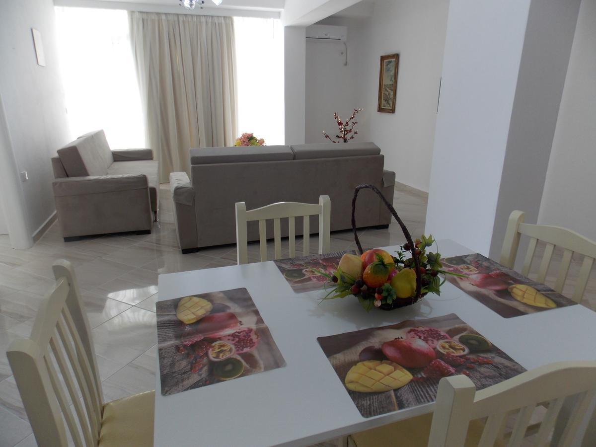 Zeta'S Apartments Sarandë Eksteriør billede