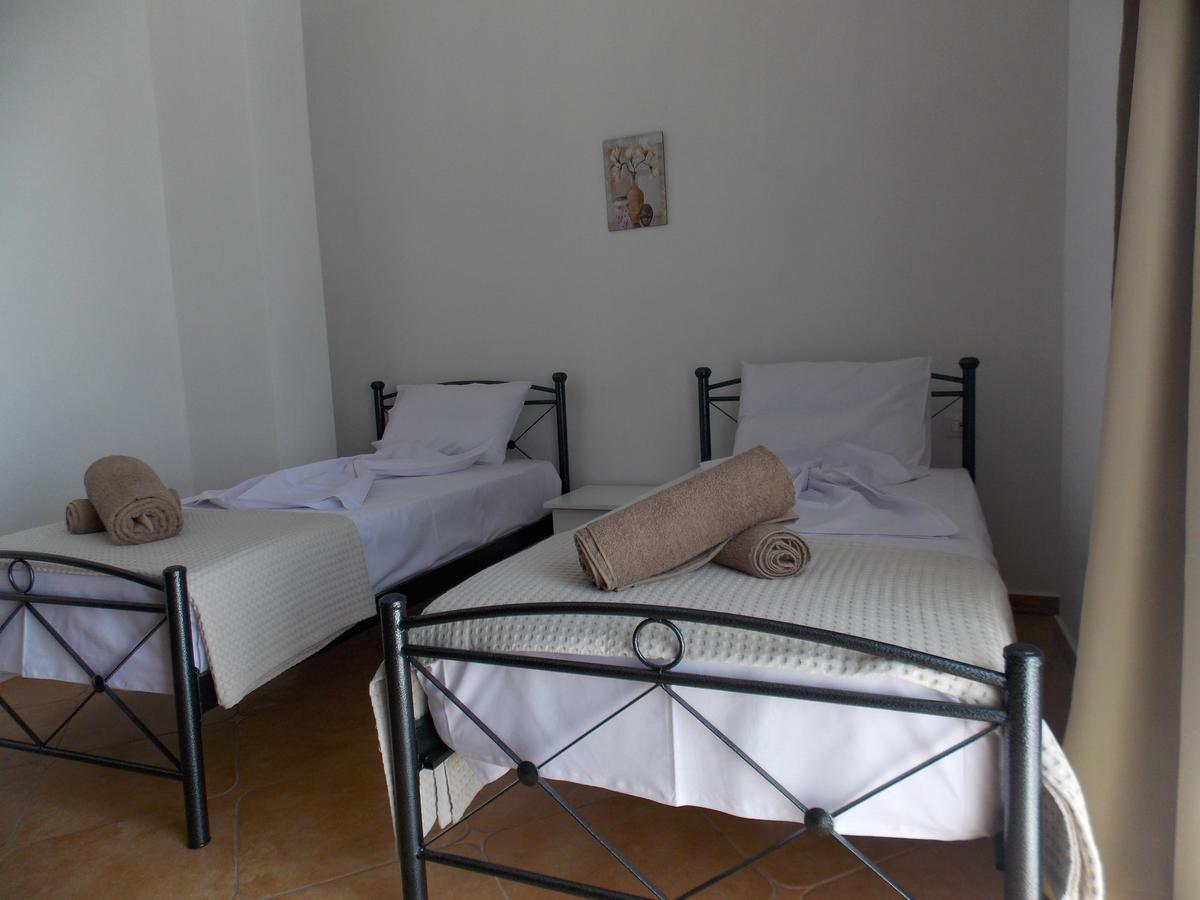 Zeta'S Apartments Sarandë Eksteriør billede
